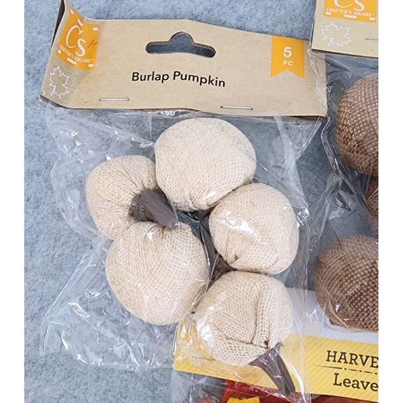 Fall Craft Lot Leaves Fabric Pumpkins Ribbon Scarecrow Picks Cupcake Picks - Picture 4 of 10